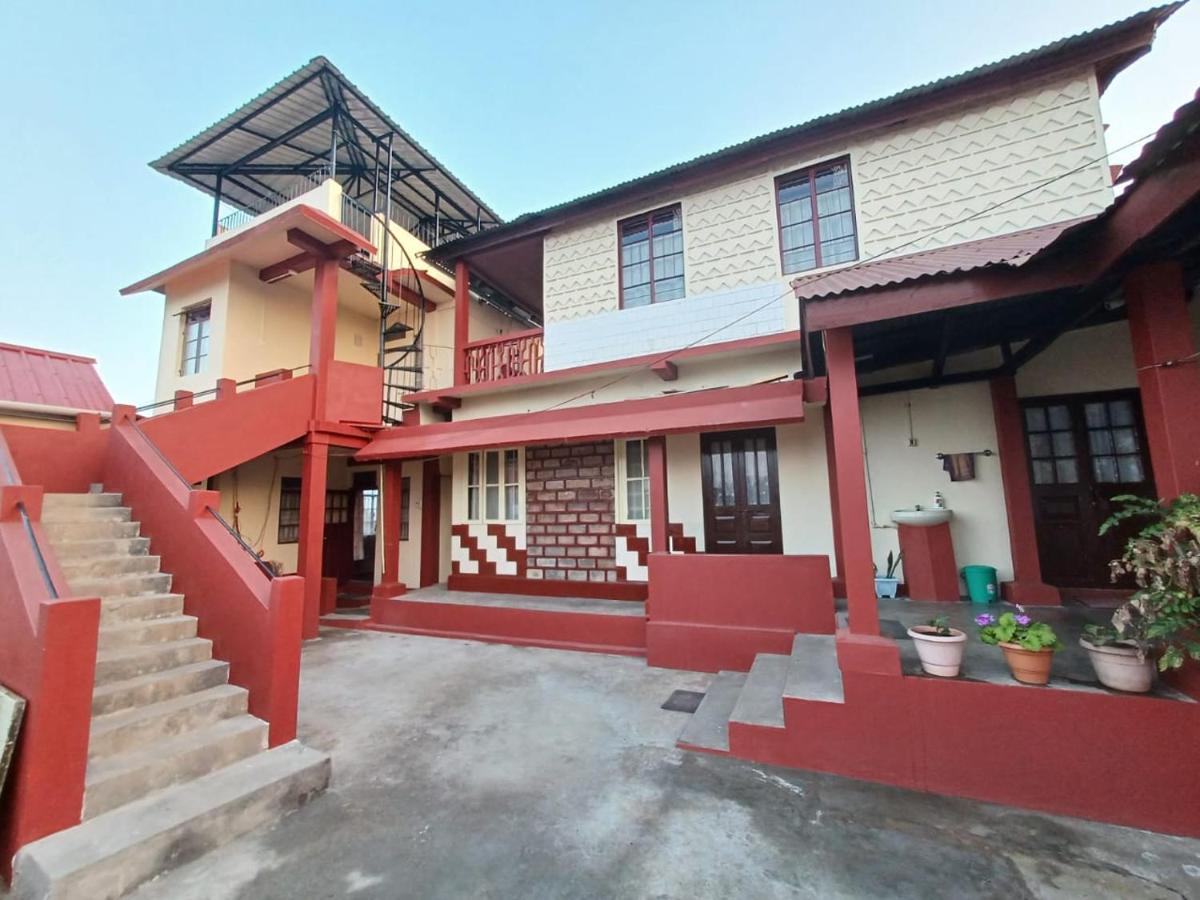 Odyssey'S Pateng Homestay, Cherrapunji Exterior foto